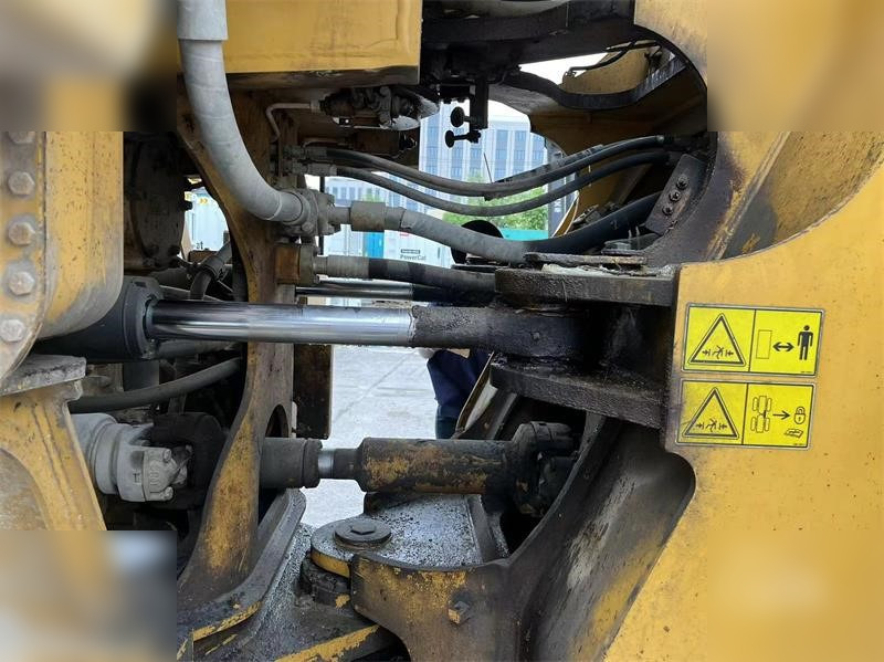 Ładowarka kołowa CATERPILLAR 986H