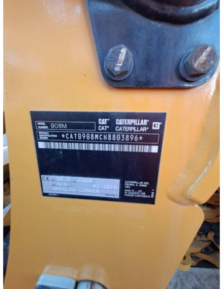 Ładowarka kołowa CAT 908M