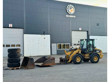 Ładowarka kołowa CAT 908 H 2 