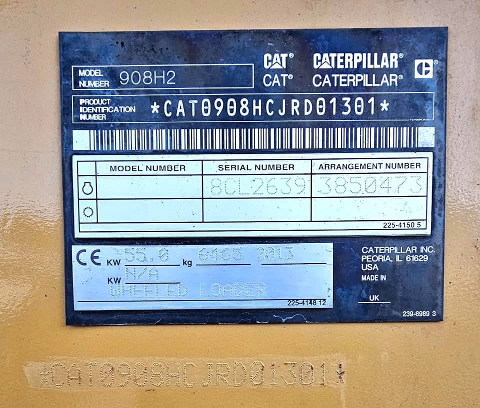 Ładowarka kołowa CAT 908 H 2