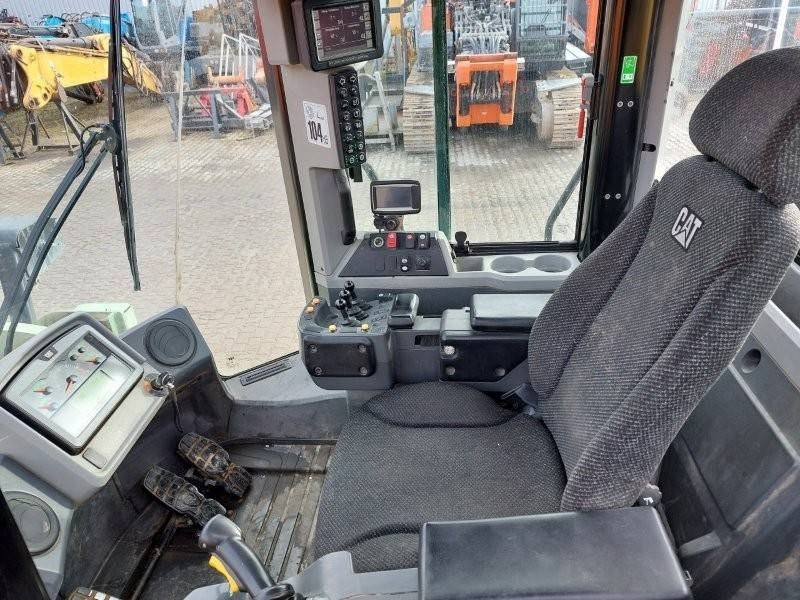 Ładowarka kołowa CAT 950 M