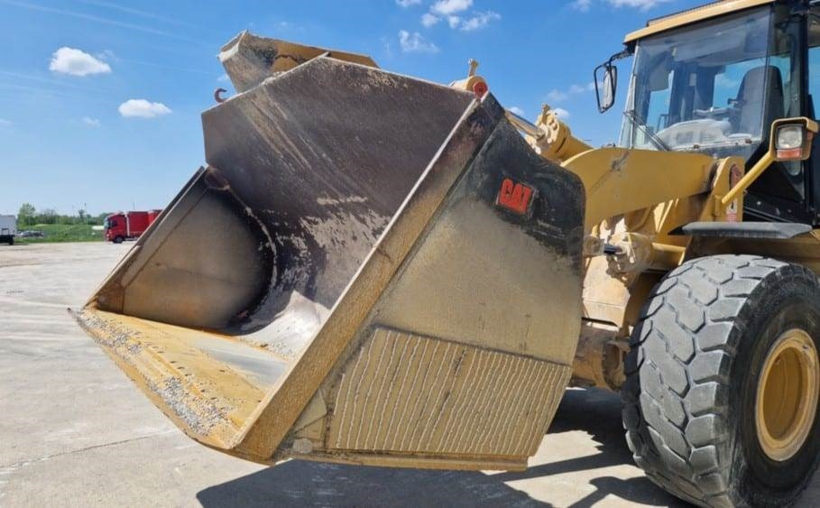 Ładowarka kołowa CAT 962H