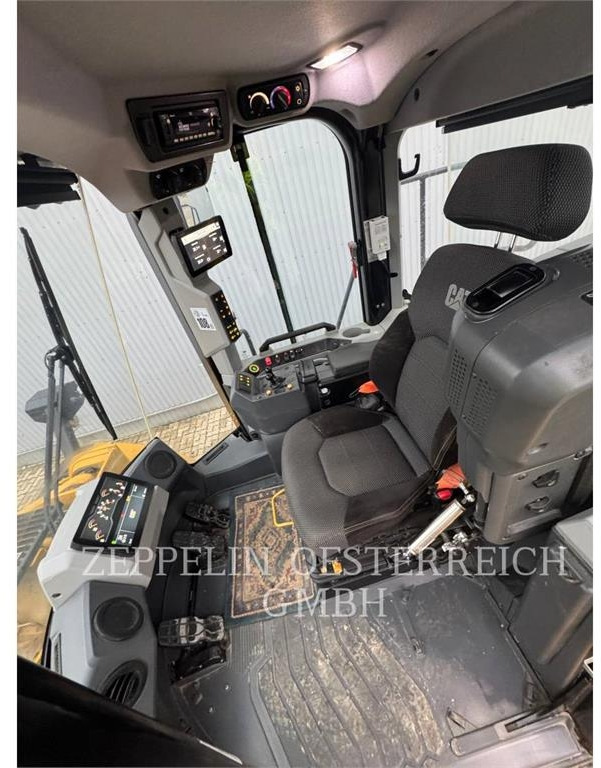 Ładowarka kołowa CAT 966-14