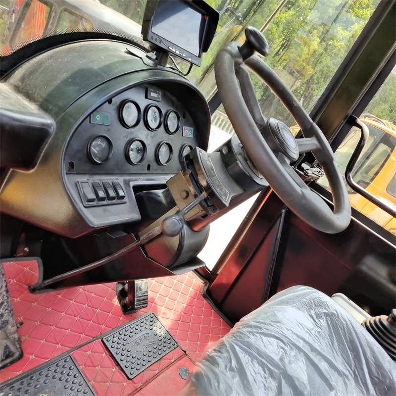 Ładowarka kołowa CAT 966 H