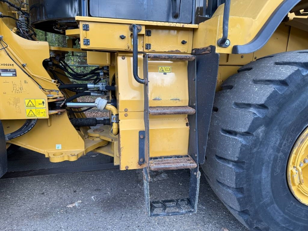 Ładowarka kołowa CAT 972M