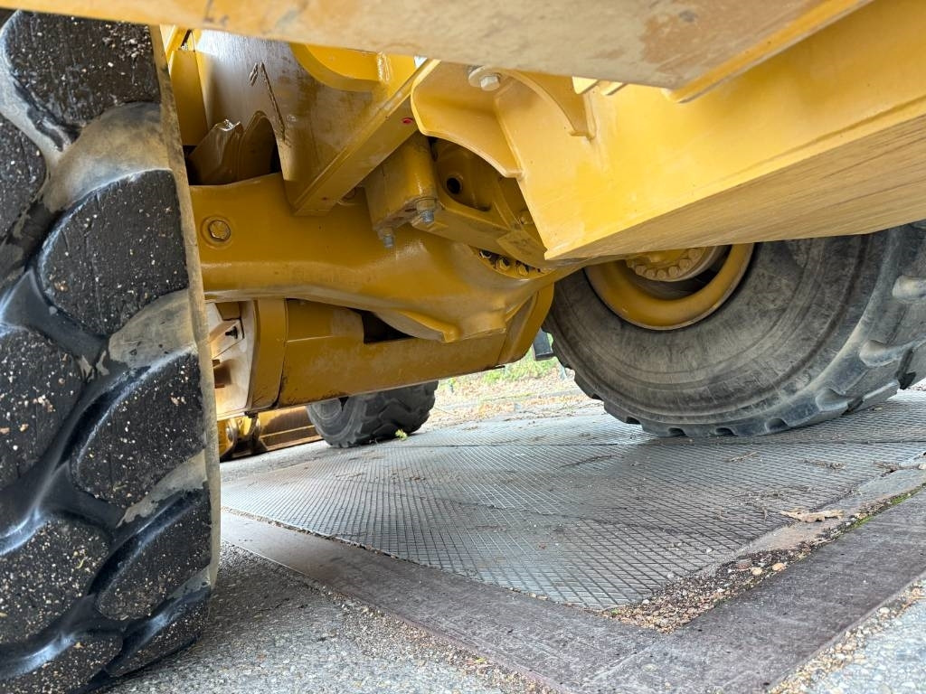 Ładowarka kołowa CAT 980M