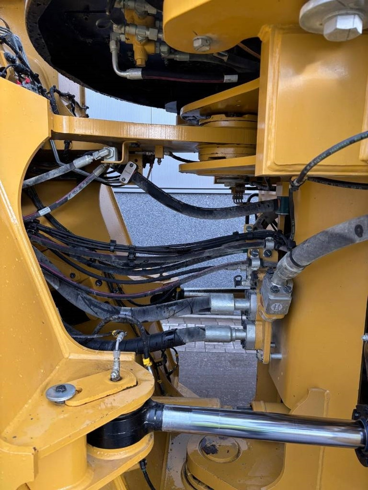 Ładowarka kołowa CAT 980 M