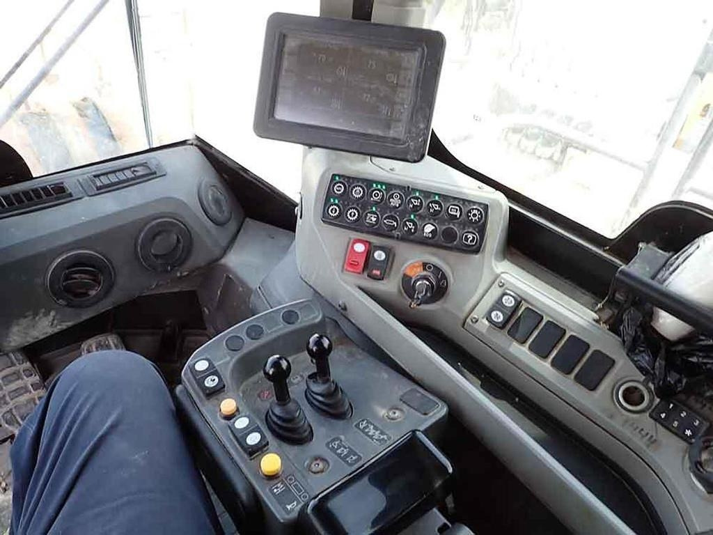 Ładowarka kołowa CAT 988K