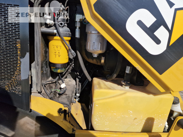 Ładowarka kołowa Cat 908M