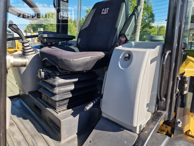 Ładowarka kołowa Cat 908M