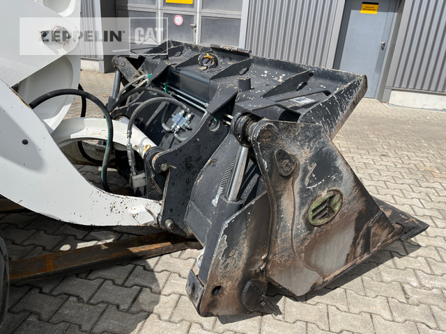 Ładowarka kołowa Cat 908M