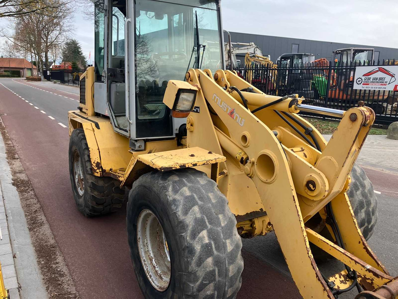Ładowarka kołowa GEHL EUROPE - 2006 - KL498 - SHOVEL