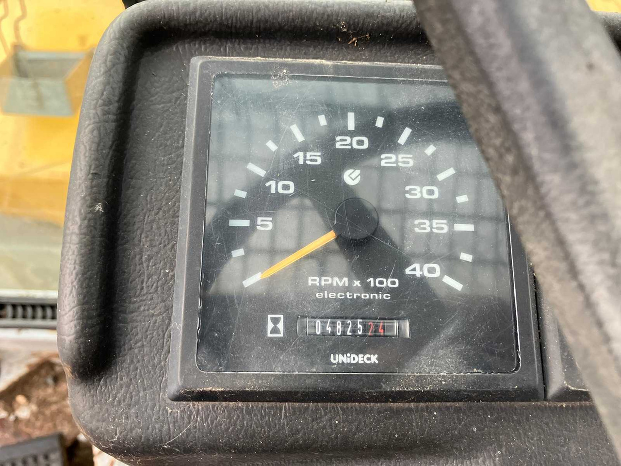 Ładowarka kołowa GEHL EUROPE - 2006 - KL498 - SHOVEL