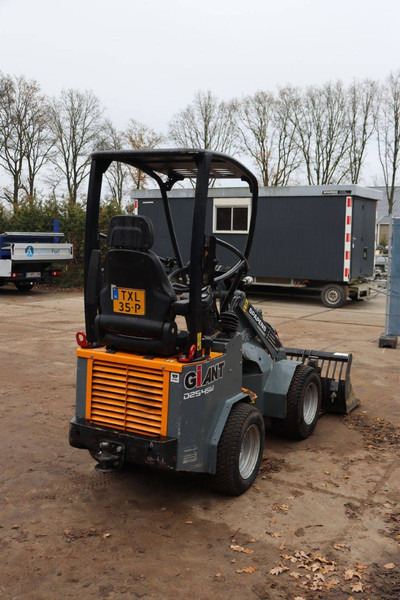 Ładowarka kołowa Giant D254SW