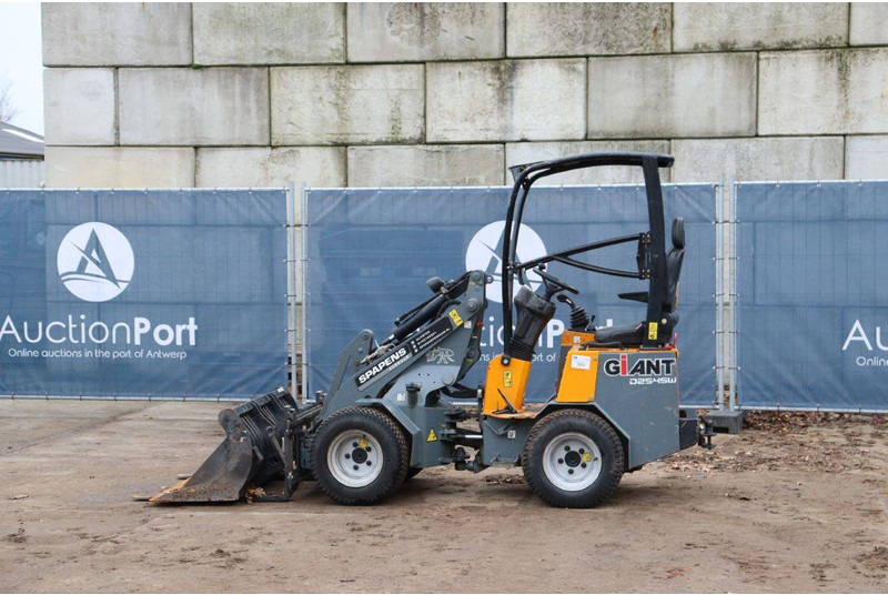 Ładowarka kołowa Giant D254SW