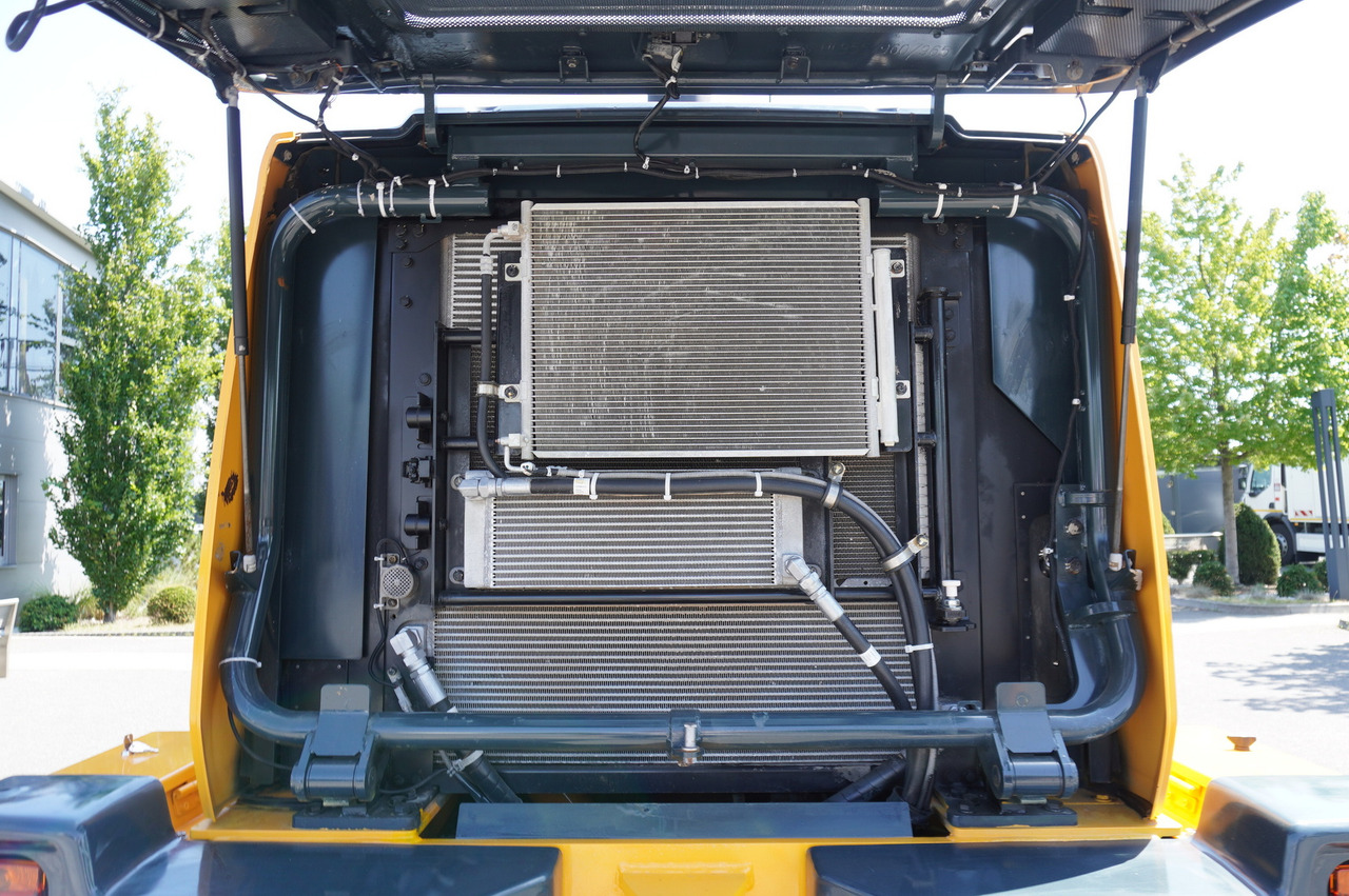 Ładowarka kołowa HYUNDAI HL940A articulated loader / year 2021 / weight 13.5t year of production 2021