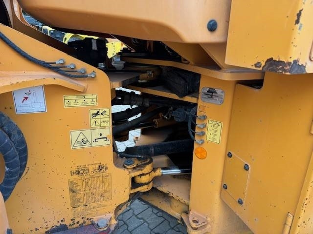 Ładowarka kołowa HYUNDAI HL 955A