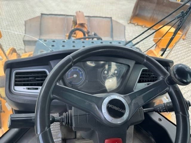 Ładowarka kołowa HYUNDAI HL 955A