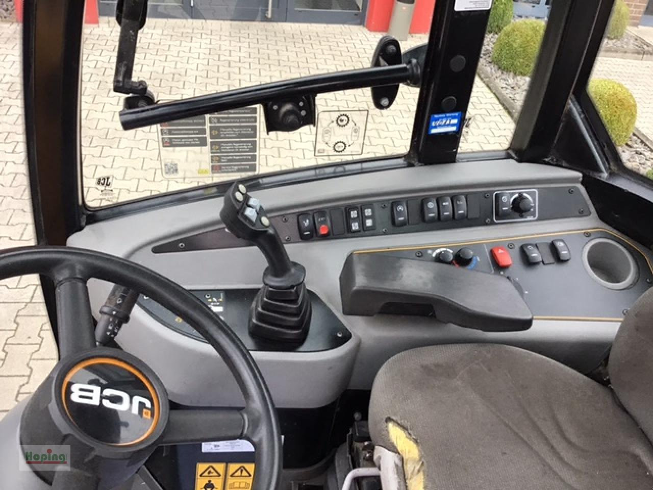 Ładowarka kołowa JCB TM 220