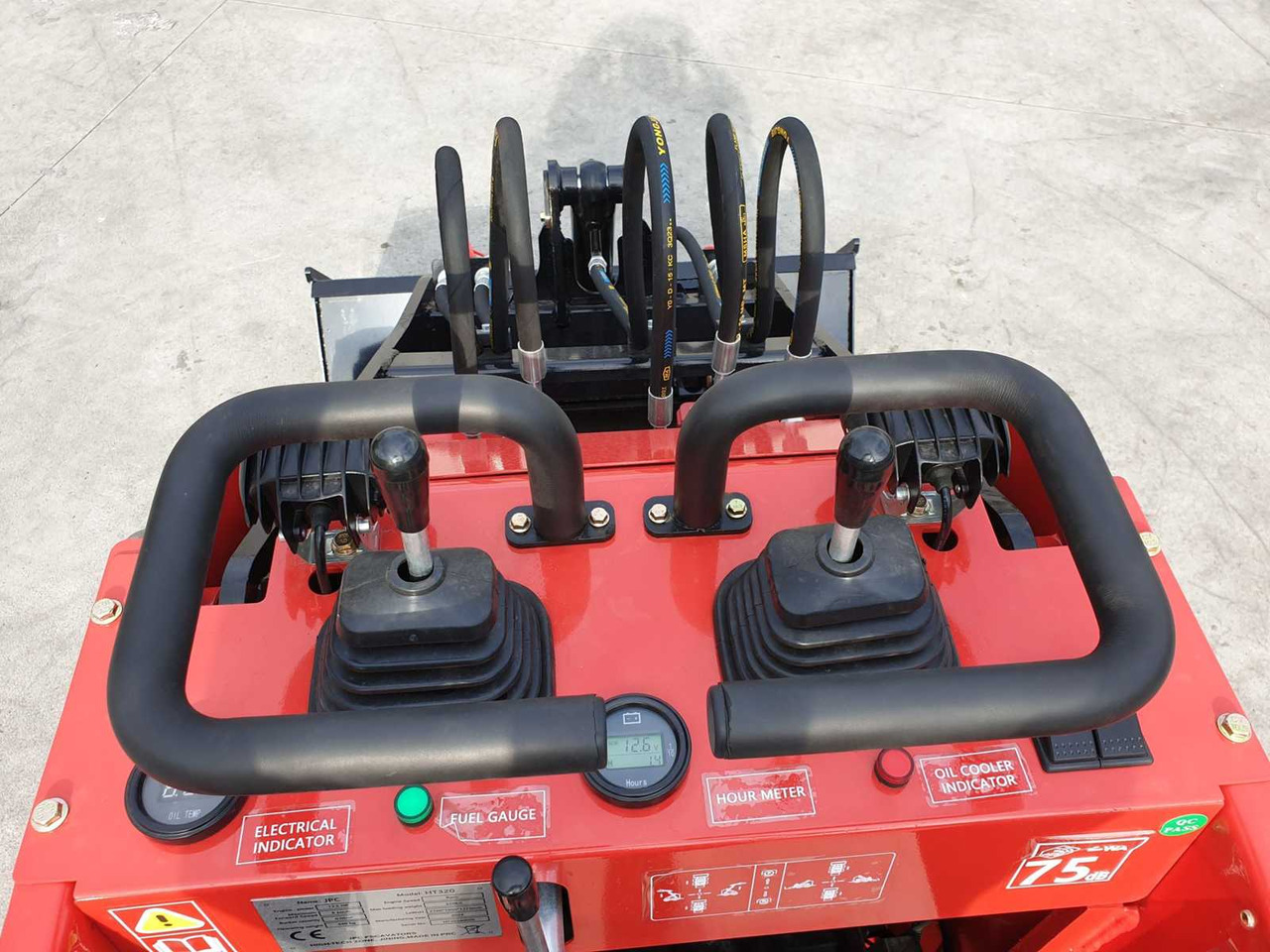 Ładowarka kołowa JPC HT320 SKID STEER LOADER