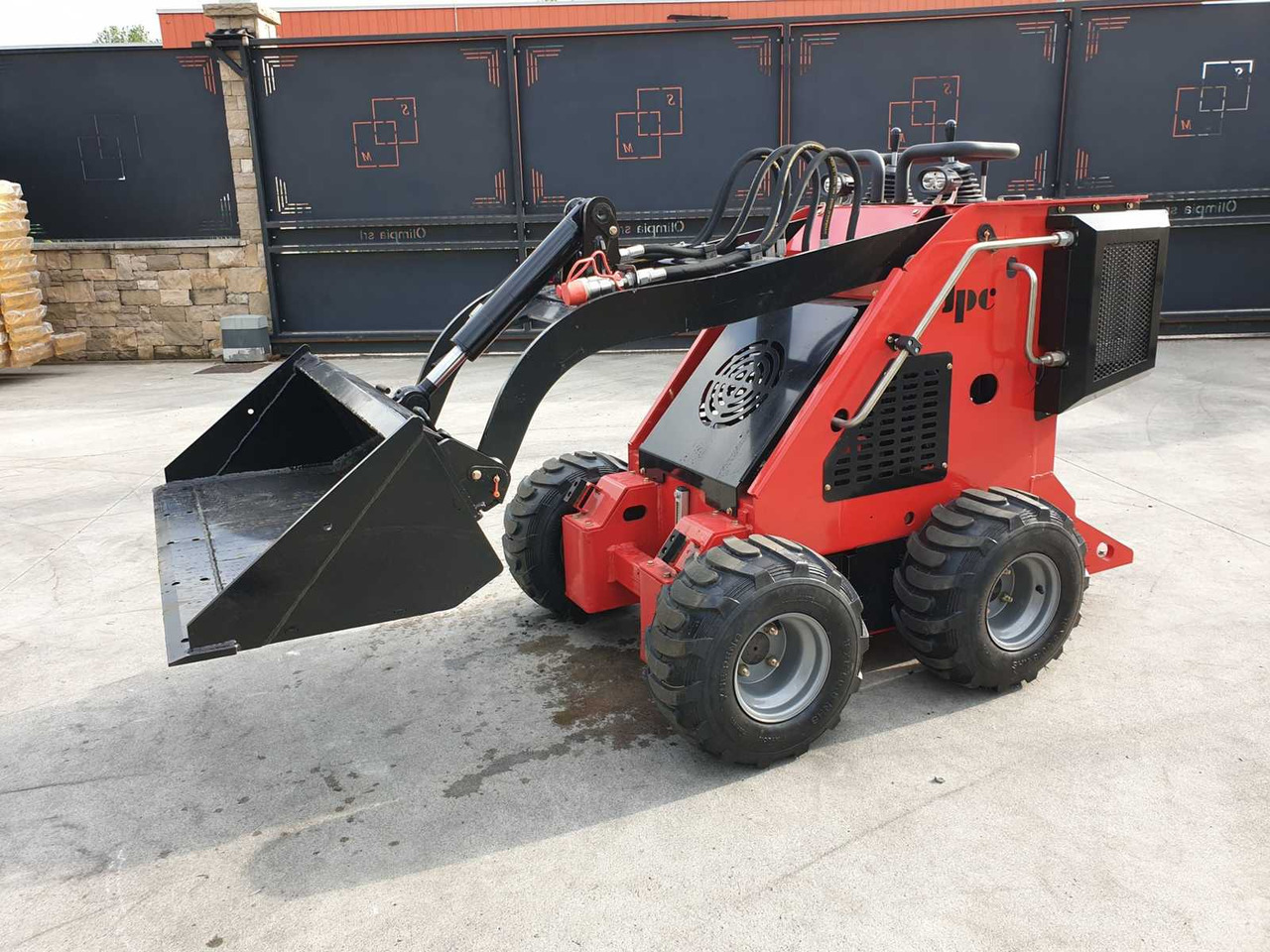 Ładowarka kołowa JPC HT320 SKID STEER LOADER