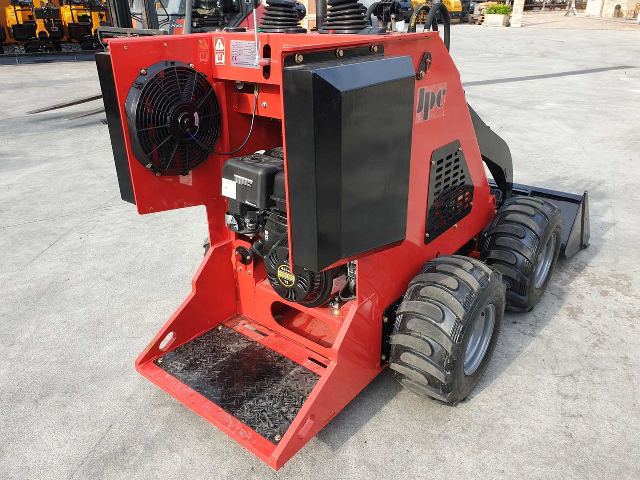 Ładowarka kołowa JPC HT320 SKID STEER LOADER