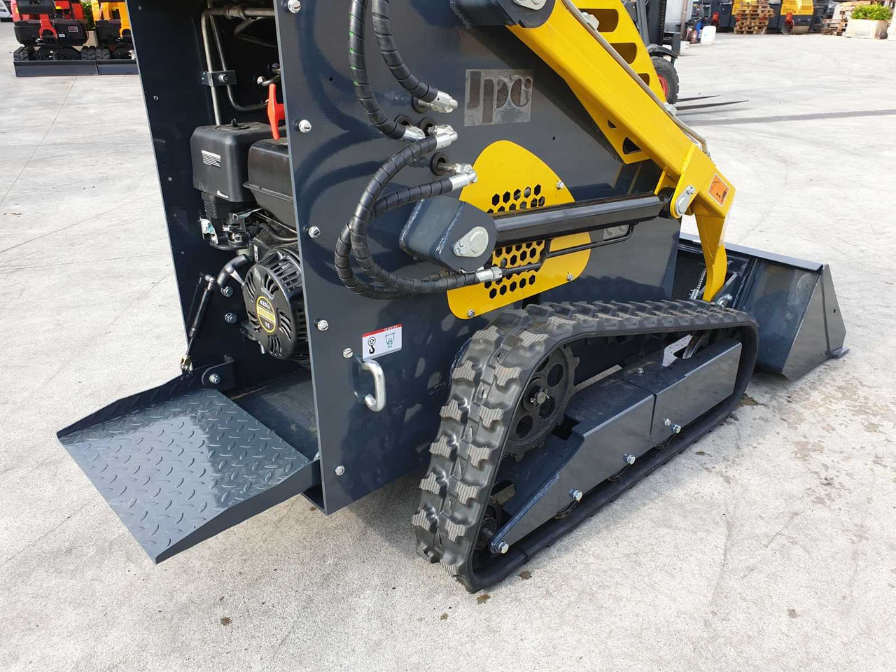 Ładowarka kołowa JPC HT360 MINI TRACK LOADER