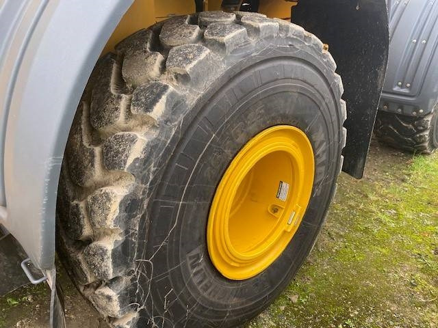 Ładowarka kołowa John Deere 744 P MIETE / RENTAL (12002126)