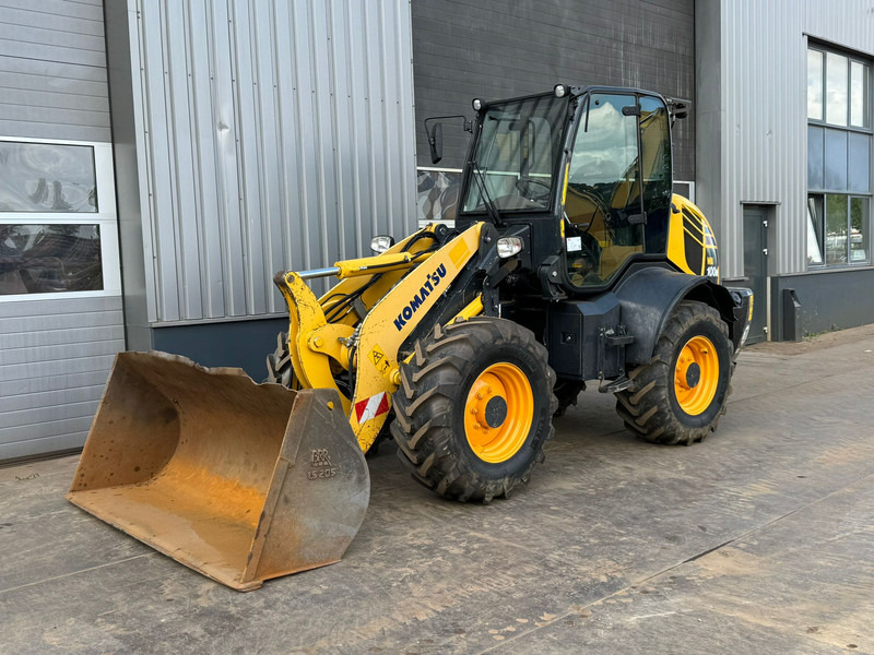 Ładowarka kołowa Komatsu WA100M-8EO - New Tires