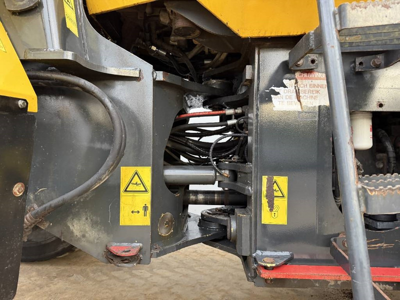 Ładowarka kołowa Komatsu WA250-5 - Dutch Machine / 3rd Function