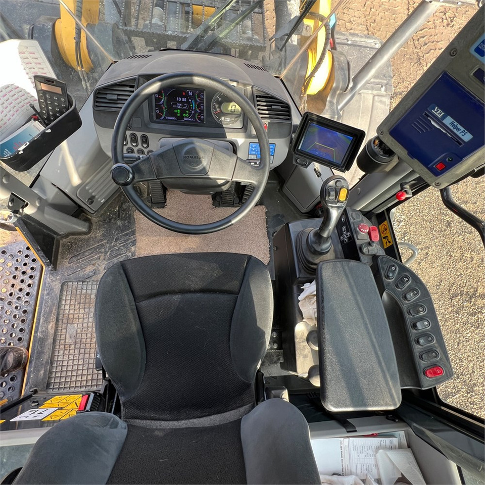 Ładowarka kołowa Komatsu WA480-8