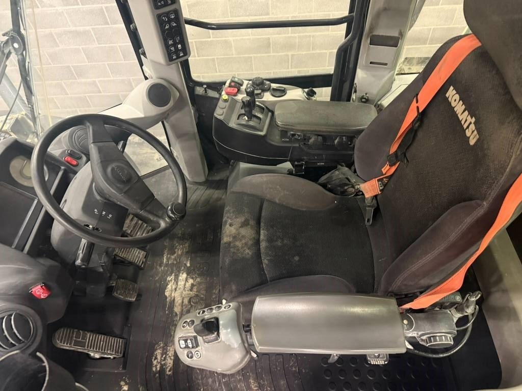 Ładowarka kołowa Komatsu WA 475-10E0 WA475-10EO