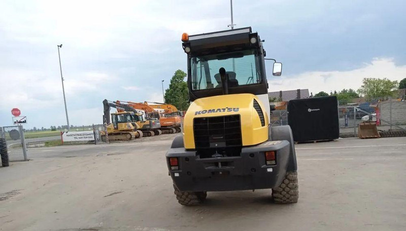 Ładowarka kołowa Komatsu WA 90-6 wheel loader