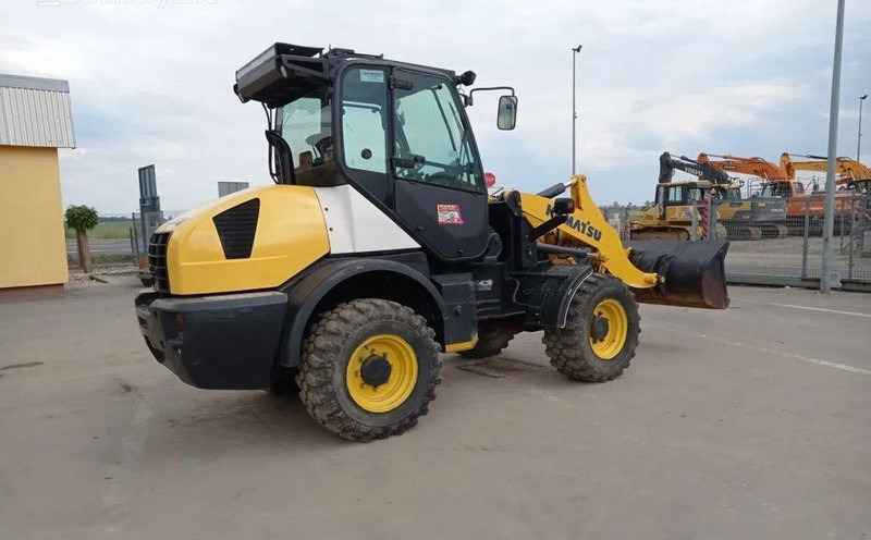 Ładowarka kołowa Komatsu WA 90-6 wheel loader
