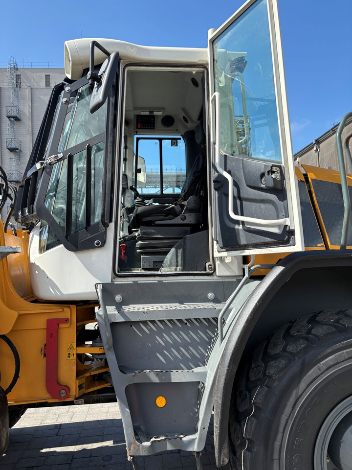 Ładowarka kołowa LIEBHERR L538