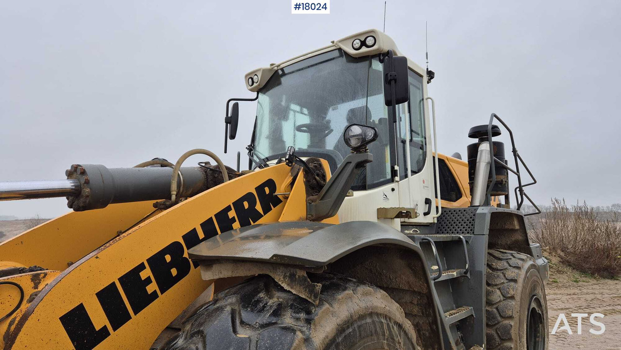 Ładowarka kołowa LIEBHERR L576 xPower wheel loader (2019)