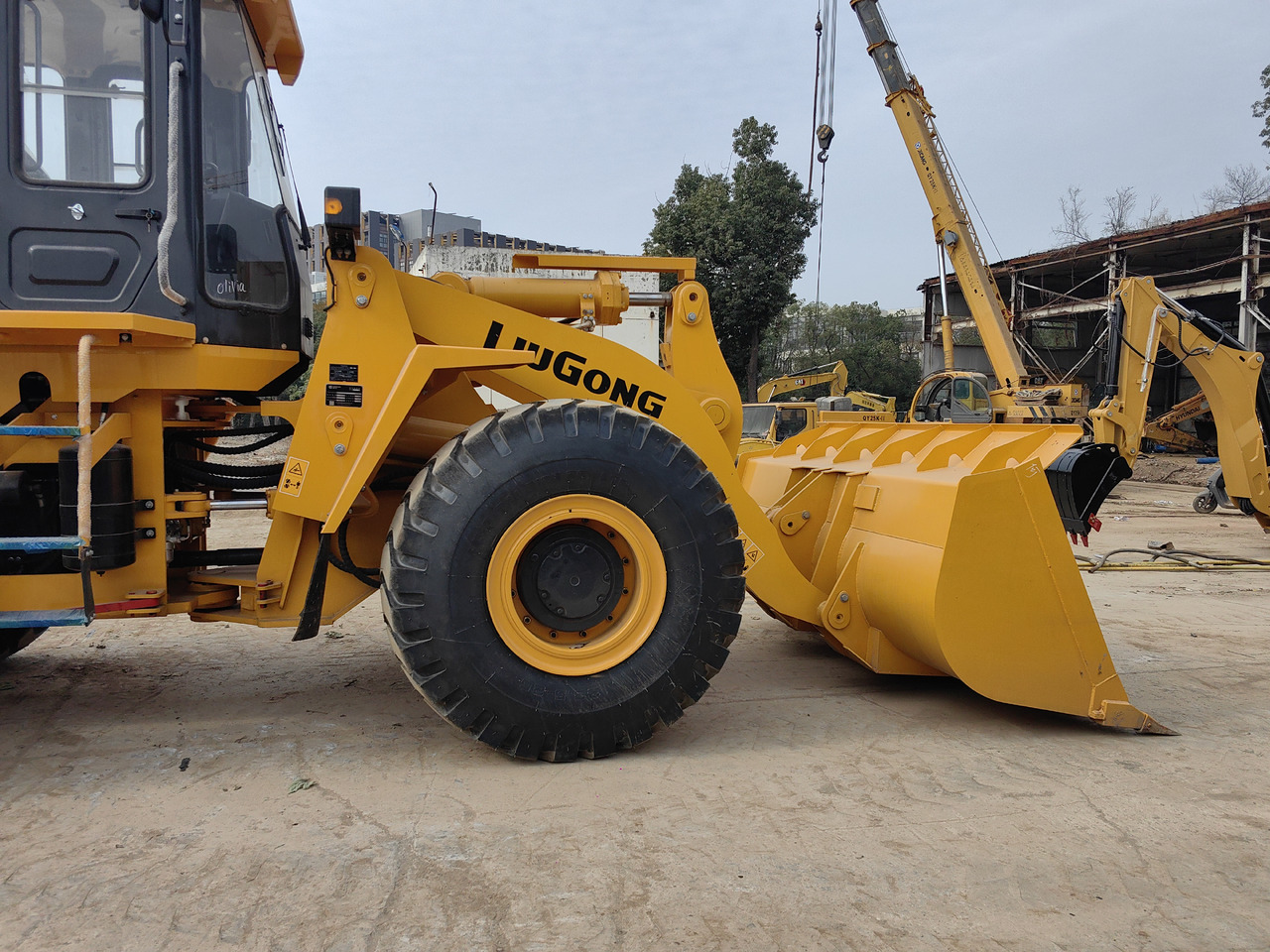 Ładowarka kołowa LIUGONG 856 CLG856H 862H 870H