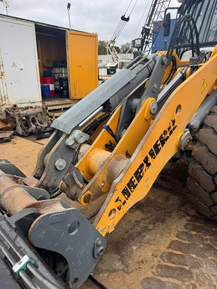 Ładowarka kołowa Liebherr L556