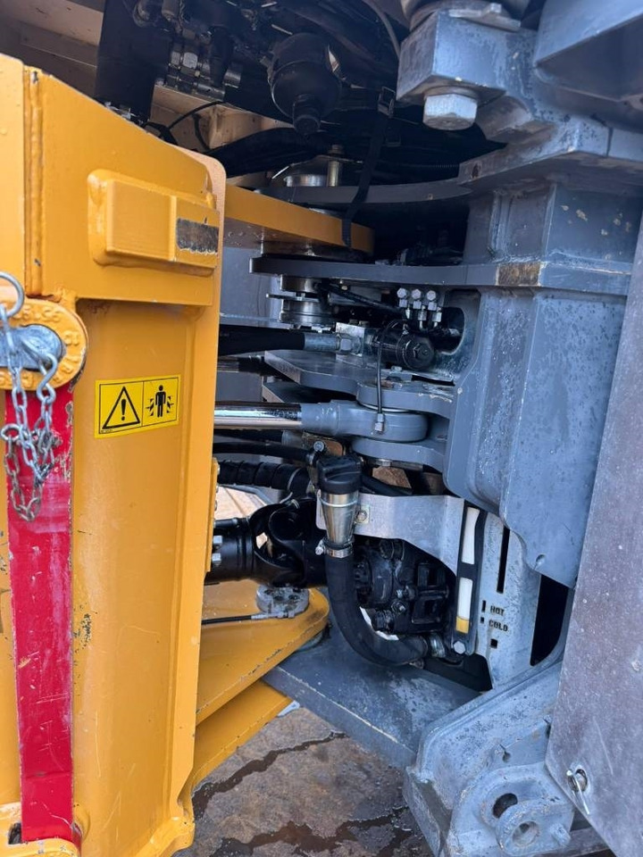 Ładowarka kołowa Liebherr L556