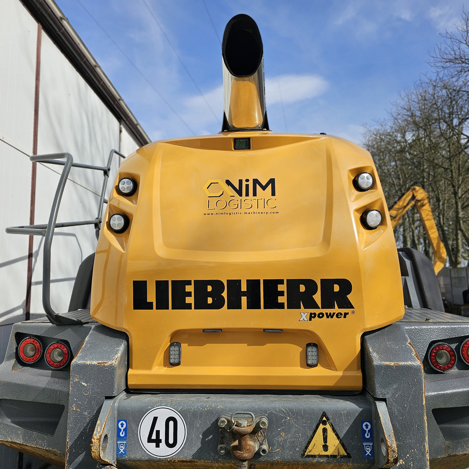 Ładowarka kołowa Liebherr L 566 Xpower