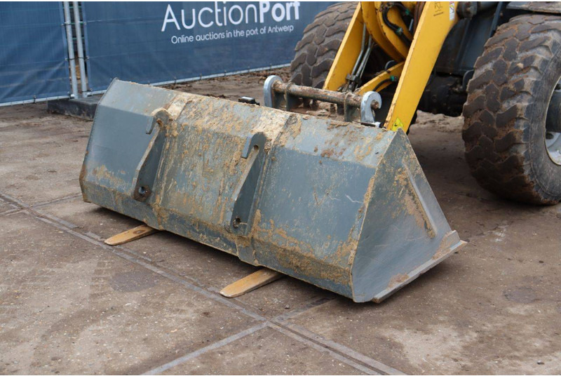 Ładowarka kołowa Mustang AL 708