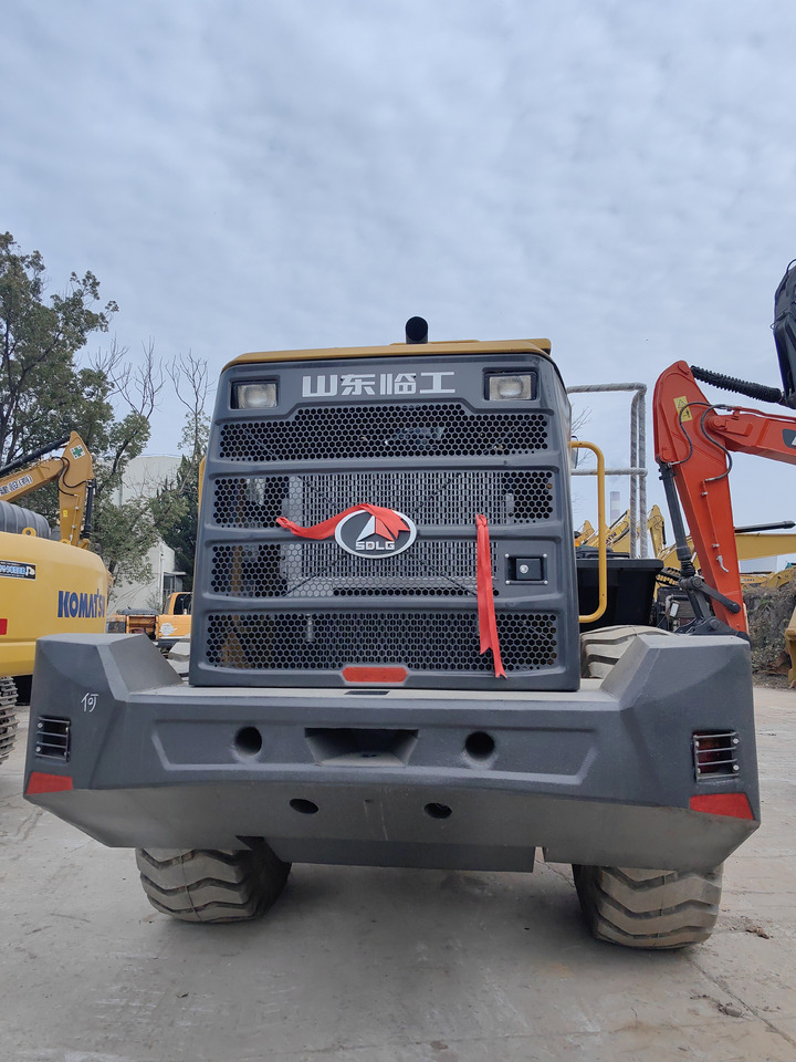 Ładowarka kołowa SDLG 956F