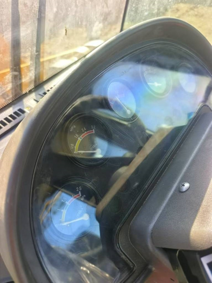 Ładowarka kołowa SDLG LG 956 L