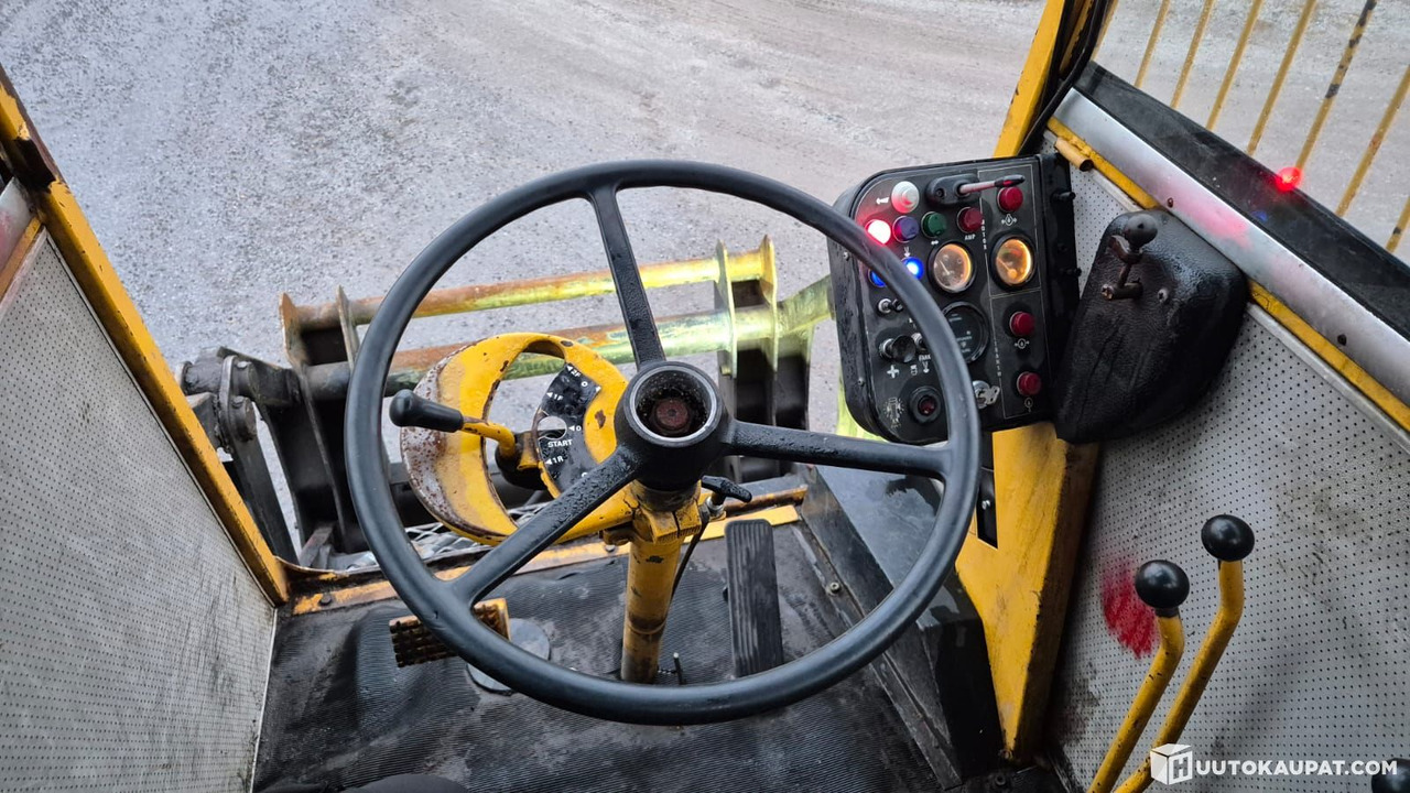 Ładowarka kołowa Volvo BM 622, Uusikaarlepyy