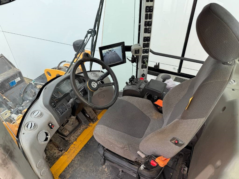 Ładowarka kołowa Volvo L60H - Backup Camera / Quick Coupler