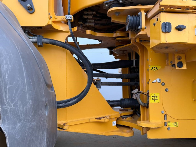 Ładowarka kołowa Volvo L60H - Backup Camera / Quick Coupler