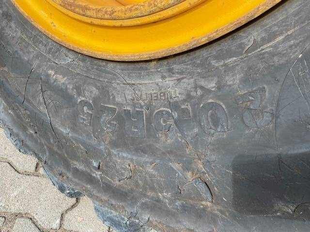 Ładowarka kołowa Volvo L 90 H MIETE / RENTAL (12002215)