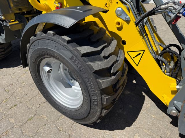 Ładowarka kołowa Wacker WL 25, Bj 23, 210 BH, Breitreifen Schaufel Gabel