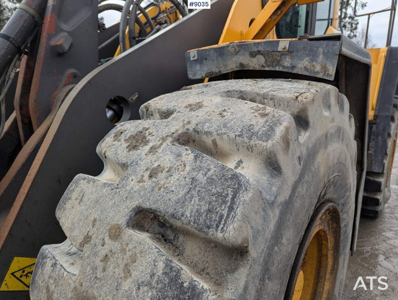 Ładowarka kołowa Wheel Loader Volvo L180 F (SEE VIDEO)
