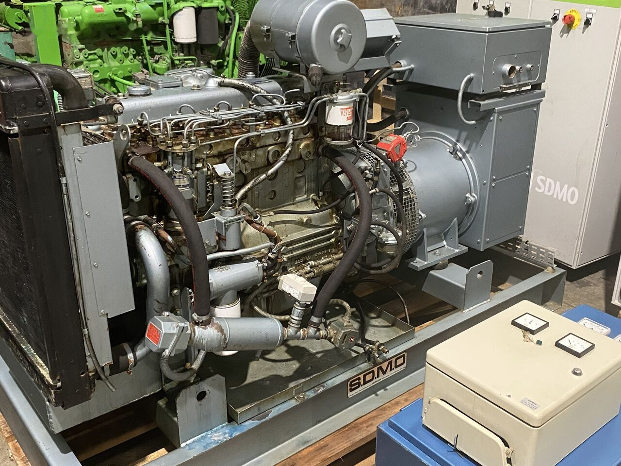 Generator budowlany SDMO 70 kVa Perkins diesel: zdjęcie 3